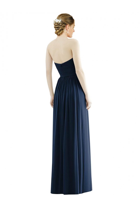 Sleeveless Dark Navy A-Line Sweetheart Formal Dress