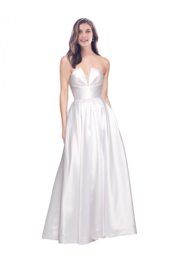 Sleeveless White Low Back A-Line Strapless Formal Dress