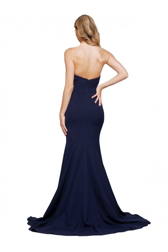 Sleeveless Dark Navy Low Back A-Line Sweetheart Formal Gowns