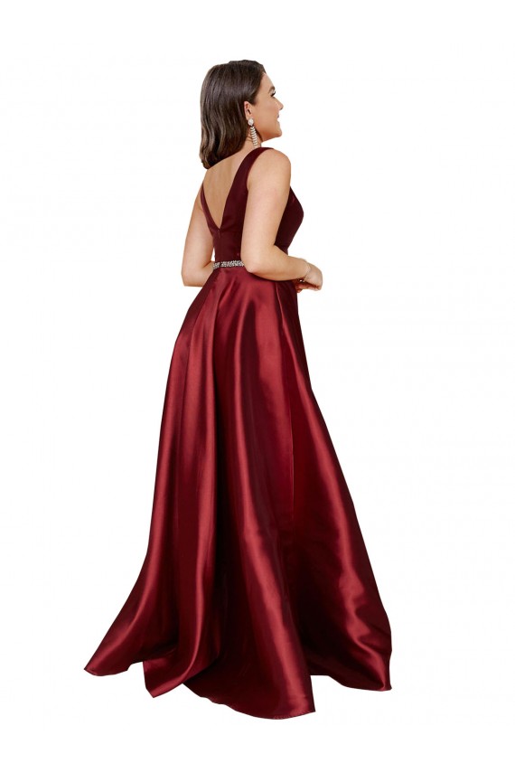 Sleeveless Burgundy V-Back A-Line V-Neck Formal Plus Size Formal Dress