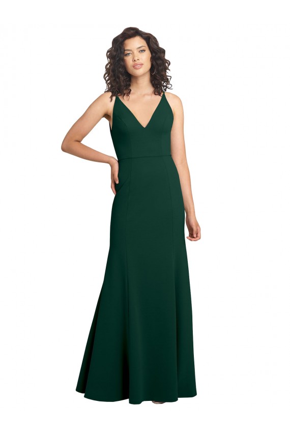 Sleeveless Midnight Green V-Back A-Line V-Neck Formal Gowns
